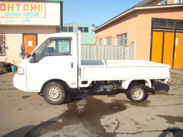 2001 Mazda Bongo