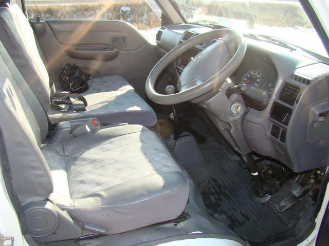 2001 Mazda Bongo