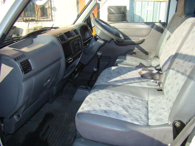 2001 Mazda Bongo