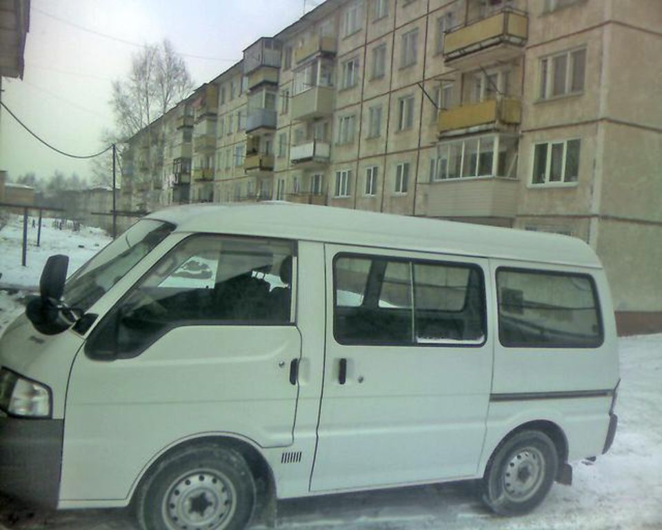 2001 Mazda Bongo