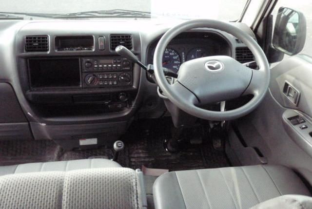 2001 Mazda Bongo