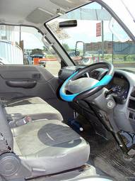2001 Mazda Bongo Photos