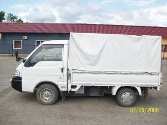 2001 Mazda Bongo Photos
