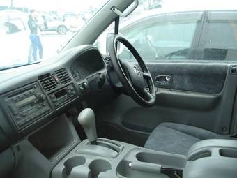 2001 Mazda Bongo Pictures