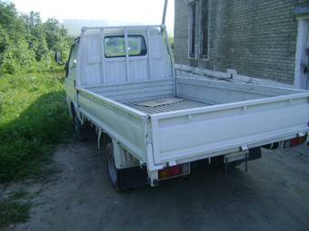 2001 Mazda Bongo Wallpapers