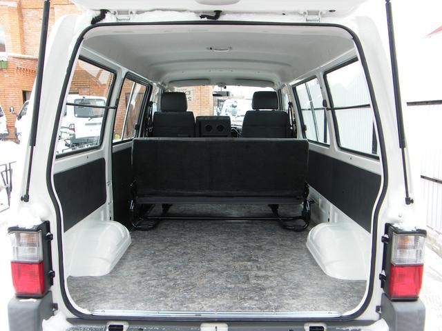 2002 Mazda Bongo