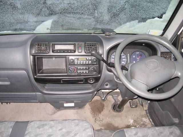 2002 Mazda Bongo