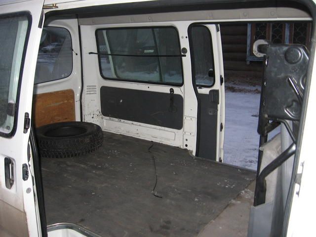2002 Mazda Bongo