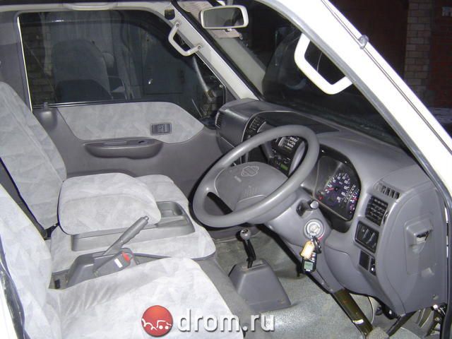 2002 Mazda Bongo