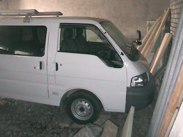 2002 Mazda Bongo