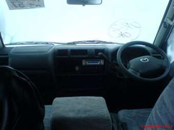 2002 Mazda Bongo Images