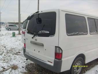 2002 Mazda Bongo Pictures