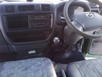 2002 Mazda Bongo Pictures