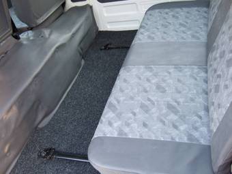 2002 Mazda Bongo Images