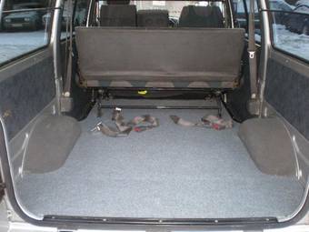 2002 Mazda Bongo Photos