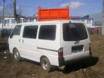 2002 Mazda Bongo Pictures