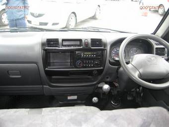 2002 Mazda Bongo Pictures