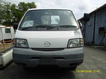 2002 Mazda Bongo Pictures