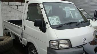 2002 Mazda Bongo Photos