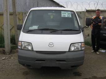 2002 Mazda Bongo Photos