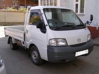 2002 Mazda Bongo Photos