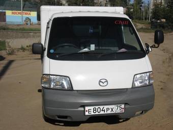 2002 Mazda Bongo Pictures