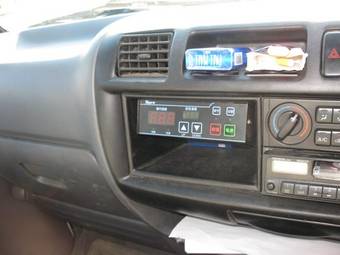 2002 Mazda Bongo Pictures