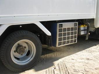 2002 Mazda Bongo Pics