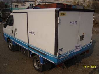 2003 Mazda Bongo Pictures