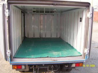 2003 Mazda Bongo Pictures