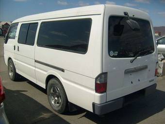 2003 Mazda Bongo Pictures
