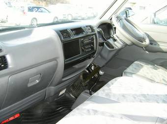 2003 Mazda Bongo Pictures