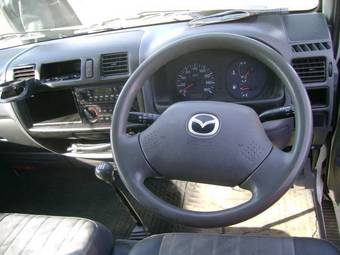 2003 Mazda Bongo Pictures