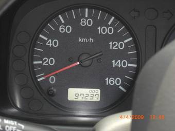 2003 Mazda Bongo Photos