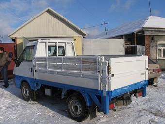 2003 Mazda Bongo Photos