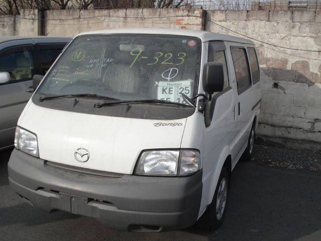 2004 Mazda Bongo