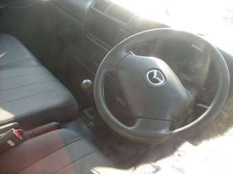 2004 Mazda Bongo Photos
