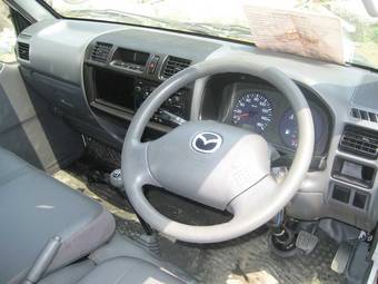 2004 Mazda Bongo Photos