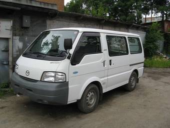 2004 Mazda Bongo Photos