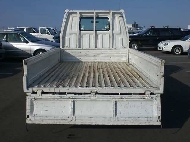 2005 Mazda Bongo