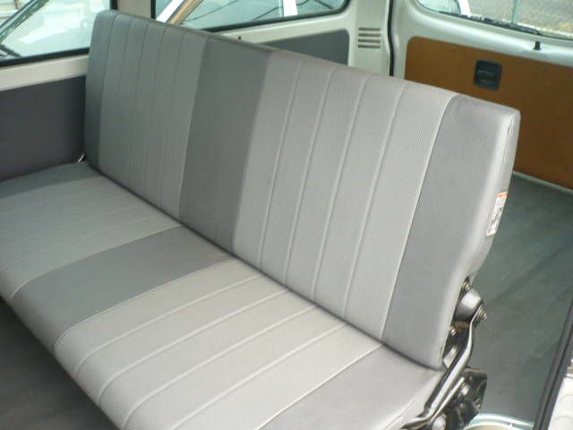2005 Mazda Bongo