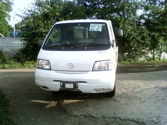 2005 Mazda Bongo Photos