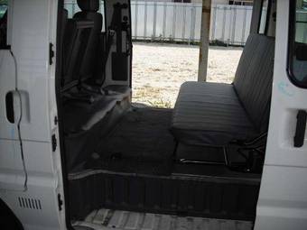 2006 Mazda Bongo Photos