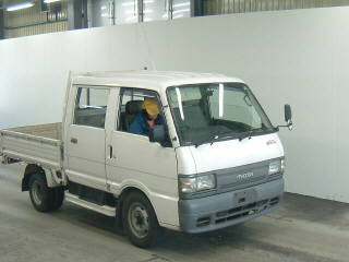 1999 Mazda Bongo Brawny Photos