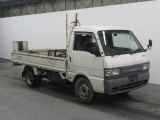 1999 Mazda Bongo Brawny Photos