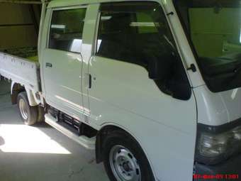 1999 Mazda Bongo Brawny Pics