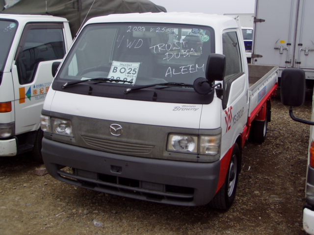 2000 Mazda Bongo Brawny