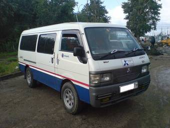 2001 Mazda Bongo Brawny Photos