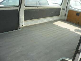 2002 Mazda Bongo Brawny Pictures