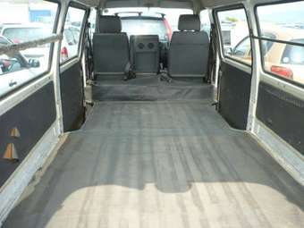 2002 Mazda Bongo Brawny Photos